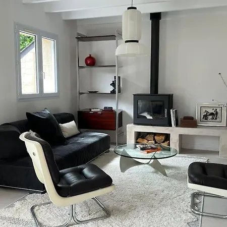 Semesterbostad Belle Maison De Proche De La